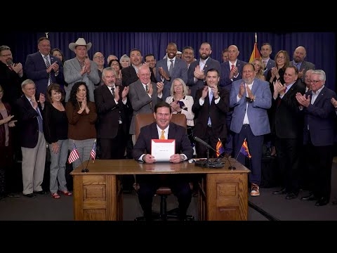 Governor Ducey Signs Bill to Widen I-10